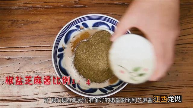 烤饼的锅底抹什么油？烤饼表面刷什么油，这几点很重要