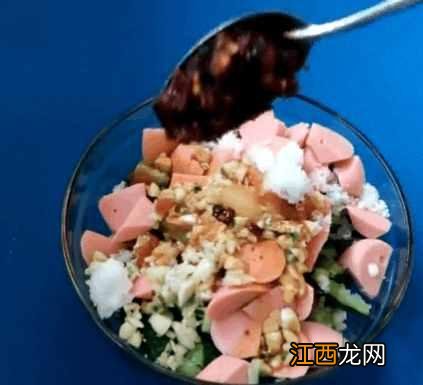 火腿肠配什么菜凉拌？火腿肠能加醋凉拌吗，今天才知道！