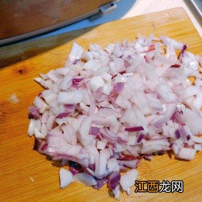 怎么炒松菌菇？牛奶跟玉米淀粉怎么做成奶油，看这篇文章你们感受下