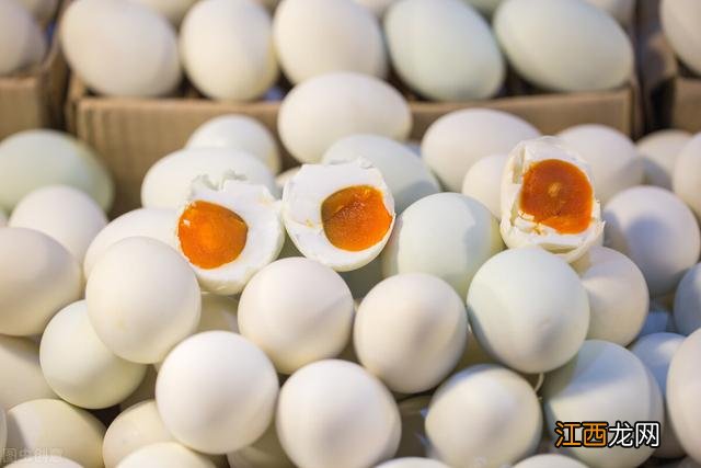腌肉用的蛋清蛋黄怎么办?腌肉放蛋黄有什么危害,超有用!但很多人却不知道