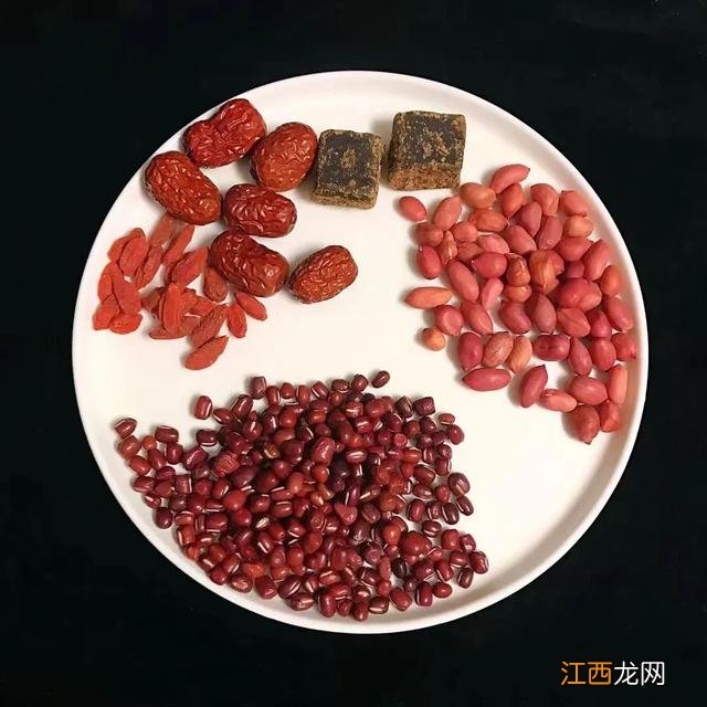 花生衣红枣煮水的功效？红皮花生衣煮水会血糖升高吗，秘诀全部教给你