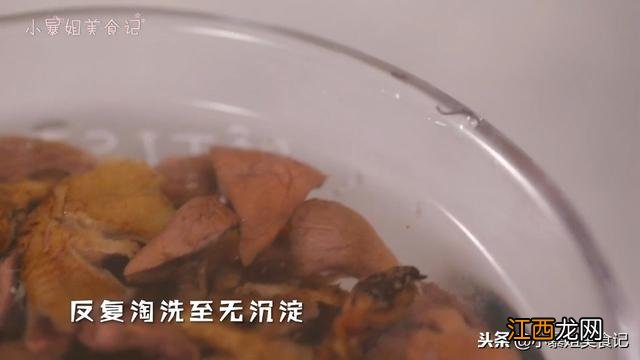 隔夜的小鸡炖蘑菇还能吃吗？蘑菇馅可以隔夜吃吗，知识点整理好了