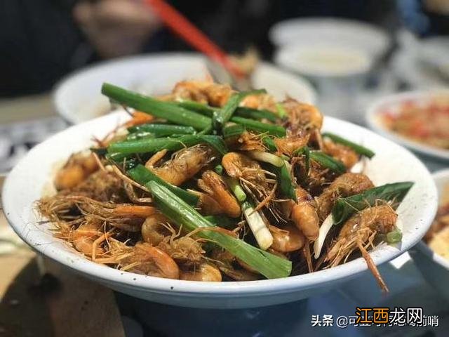 老头儿油爆虾酱汁配方？老头儿油爆虾配料放不放醋，看完刷新了认知！