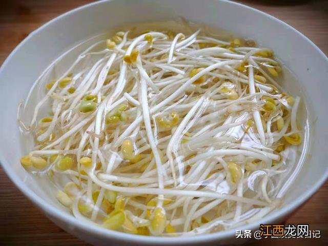 补水保湿第一名食物？补水食物大排名，看完这篇文章就够了