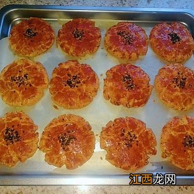 核桃仁怎么做才香酥脆好吃？用普通面粉制作核桃酥，寻找你想要的答案