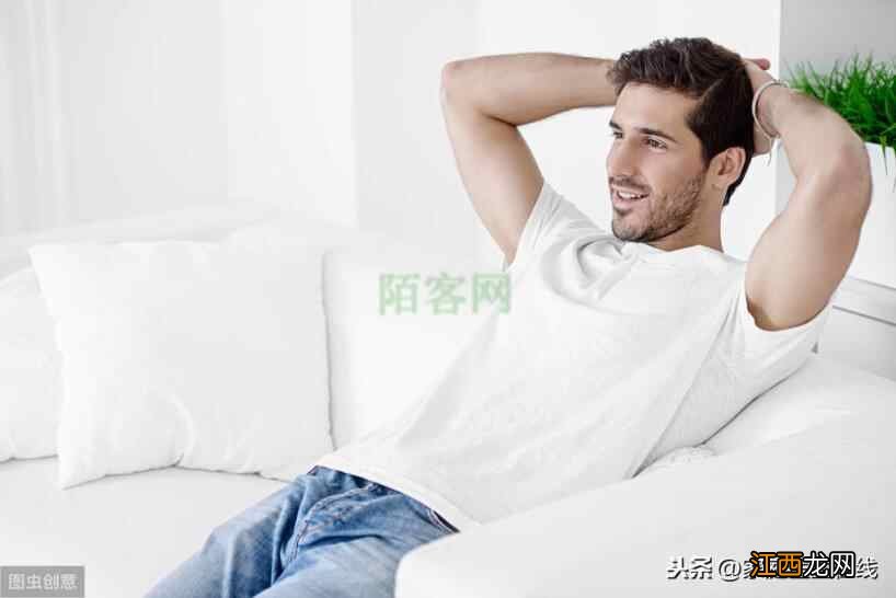 男人秋季如何养生？做到这5点，身体更强壮