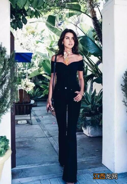 个子不高的女生怎么用基础色穿出大长腿的感觉?