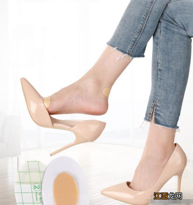 高跟鞋和丝袜怎么搭配合适?