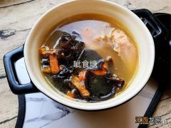 炖老母鸡汤里放什么食材好？炖母鸡功效，这几个知识真想不到