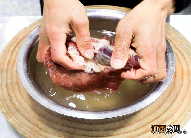 酱牛肉最正确的做法？酱牛肉都要放什么调料，掌握学会很容易