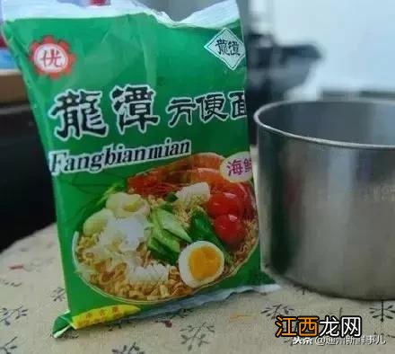 大虾能和什么饮料一起喝？大虾和桃汁饮料能一起吃吗，感觉这篇文章写的好