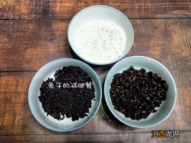 黑豆粥里面放些什么最好？黑豆粥能每天喝吗，快来瞧瞧