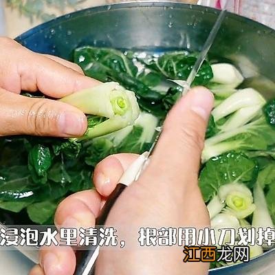 简单白菜汤放什么调料？白菜肉片豆腐汤的做法，几分钟搞定知识点！