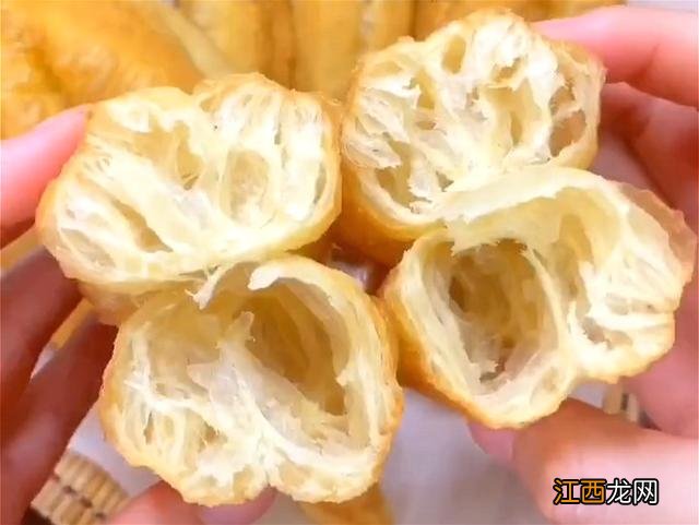 油条面团很黏怎么补救?油条和面的时候要放盐吗,这些常识你应该懂