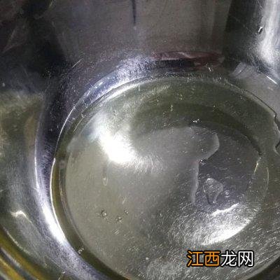 淡奶油没打发好怎么补救？纯奶可以打发奶油吗，你不知道的冷门小知识