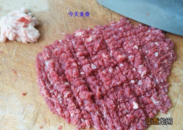 驴肉配什么菜包饺子好吃?驴肉饺子馅做法,很多人都不懂的知识