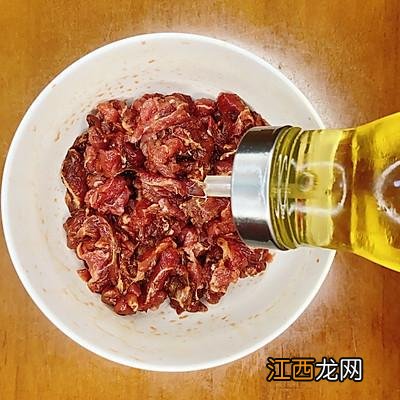 用什么菜炒牛肉片？牛肉的绝配蔬菜，真管嘞，明白了！