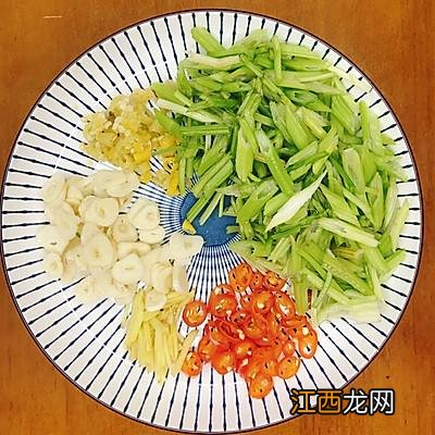 用什么菜炒牛肉片？牛肉的绝配蔬菜，真管嘞，明白了！