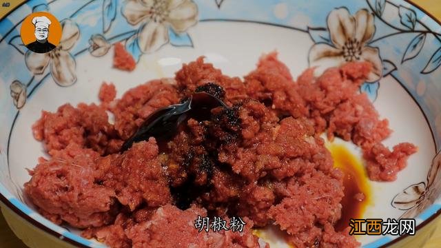 牛肉水饺配什么菜视频？牛肉馅饺子怎么调馅儿，请打开这个网站