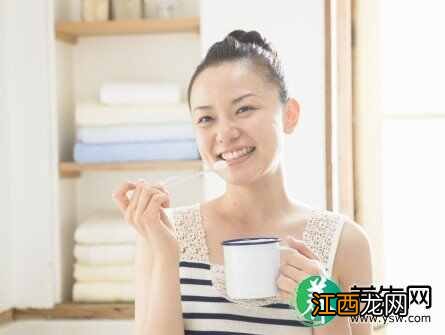 女人春季养生吃红白食物 护心护脾防高血压