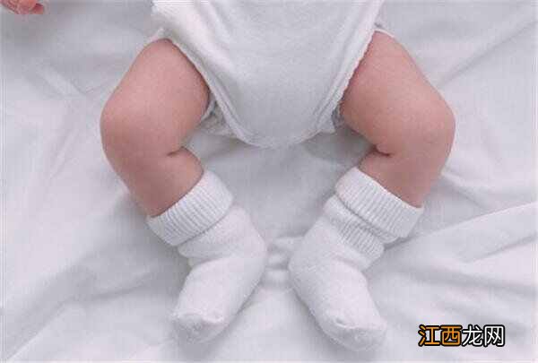 秋冬季节宝宝穿衣5大原则,暖暖哒,秋冬季节孕妈明星穿衣