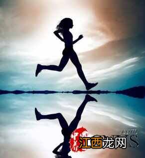 跑步要掌握什么技巧 应保持腰背挺直