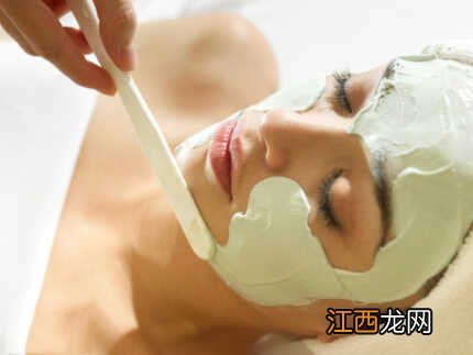 绿茶水敷脸的效果好吗 绿茶水敷脸美白吗