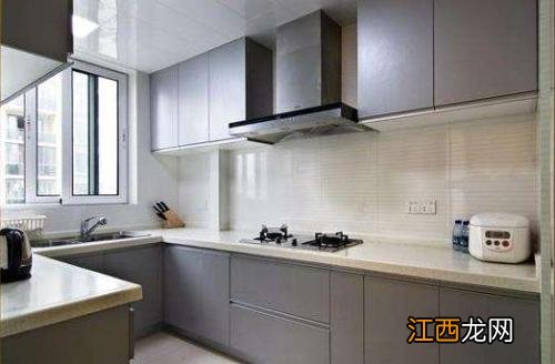 厨房柜门用什么颜色风水好 厨房橱柜风水最佳颜色,厨房装修什么颜色旺财