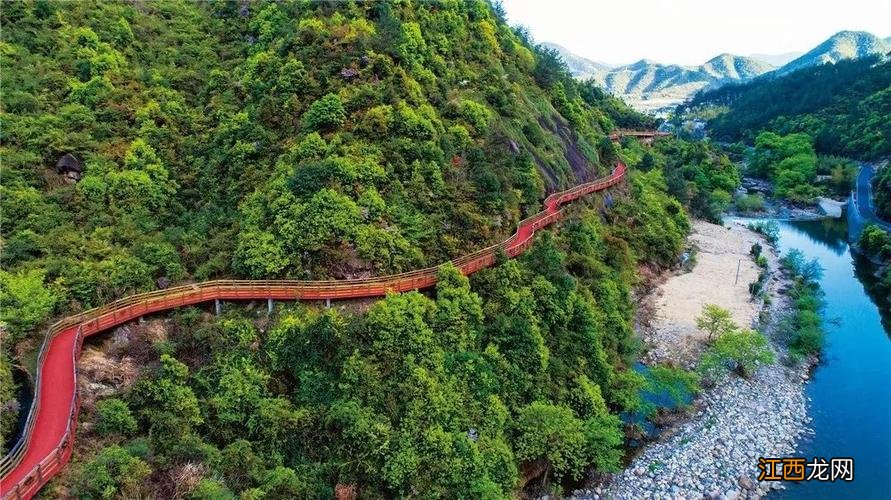 巨蟹座跟哪个星座好 巨蟹座女属什么生肖最好,属蛇人的爱情