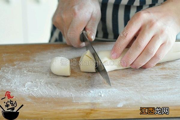 蒸锅蒸包子上层熟下层不熟怎么办,为什么包子生煎顶部不熟,解释的非常到位