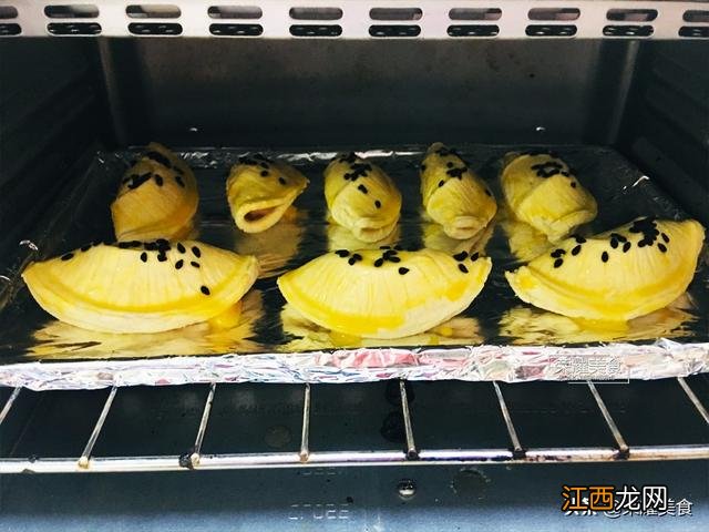 榴莲酥为什么要放冷冻,榴莲酥做好的怎么保存,先看这里,有大用处