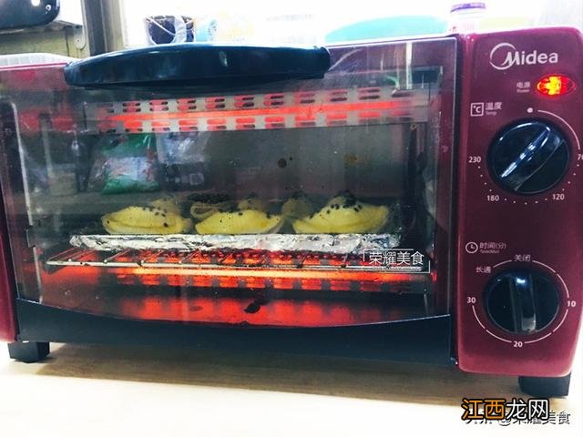 榴莲酥为什么要放冷冻,榴莲酥做好的怎么保存,先看这里,有大用处