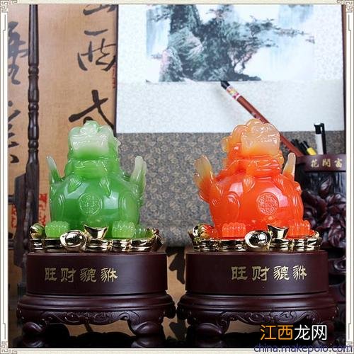 卧室边上有梁风水来讲有没有问题 从风水上讲卧室大如何装饰，从风水讲卧室西墙挂什么画