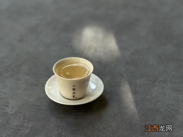 冬天喝什么茶,冬夏喝啥茶,这篇文章真值得看