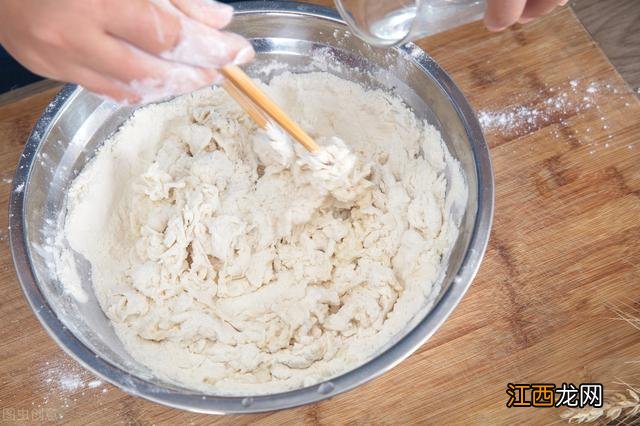 和面有哪几种手法,和面的三种手法是什么,明白,明明白白