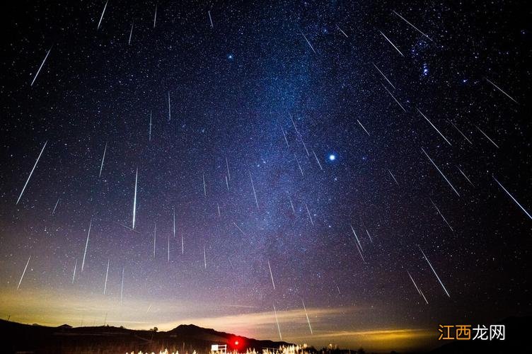 双子座流星应该面朝哪 双子座流星雨在哪个方位，为啥叫双子座流星雨