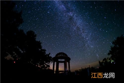 今夜流星雨在哪看 双子座流星雨在哪看，双子座流星雨去哪看好