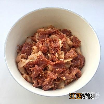 灌麻辣香肠用什么调料,灌麻辣香肠放哪些调料,喜欢的点个赞吧