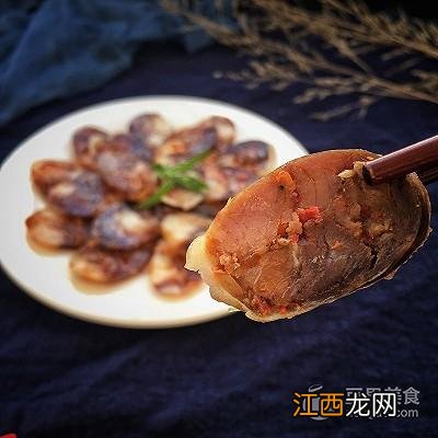 灌麻辣香肠用什么调料,灌麻辣香肠放哪些调料,喜欢的点个赞吧