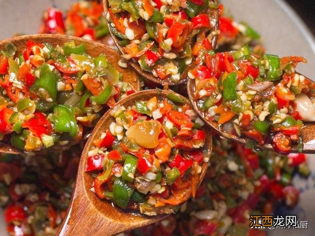 四川人炒菜用哪种辣椒酱,四川辣椒酱什么牌子好,很受益的一篇文章