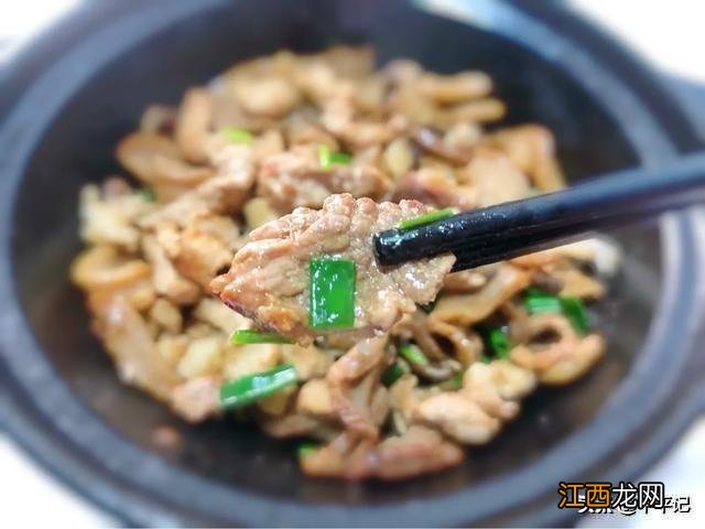 萝卜干煲汤有什么作用,萝卜干炖肉的功效与作用,看完你绝对长知识!