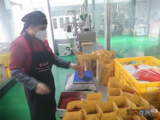 磨辣椒来回碾的工具叫什么,磨辣椒的工具叫什么,来你知道吗