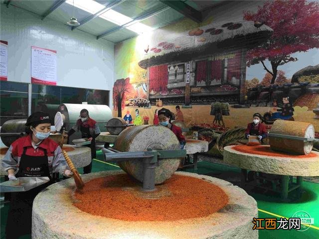 磨辣椒来回碾的工具叫什么,磨辣椒的工具叫什么,来你知道吗