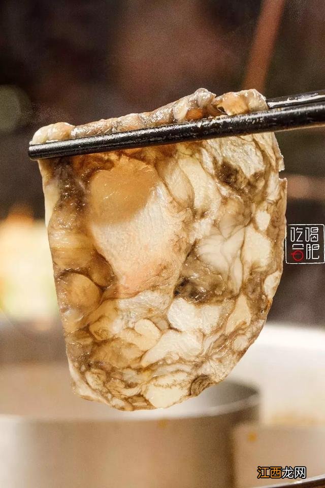 鱼锅里放什么配菜,里面能放菜的大碗鱼怎么做,你真的懂了吗