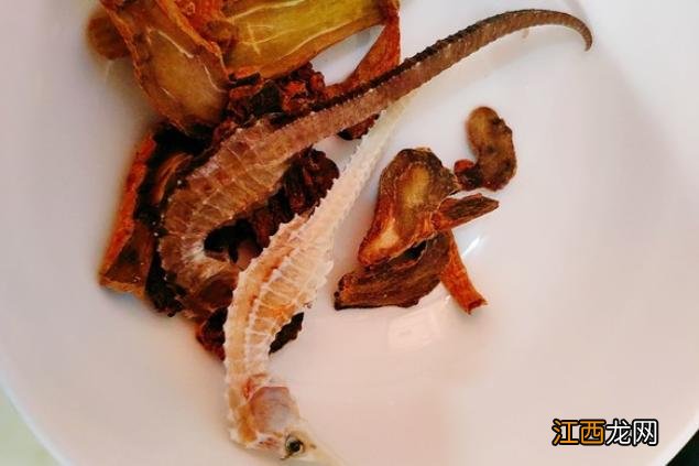 田七煲鸡汤要放什么材料,一般用田七加什么炖鸡汤,你能收藏一下