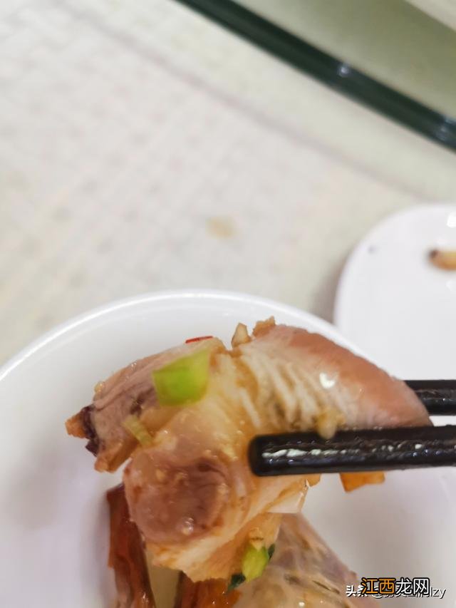 烧乳鸽哪里出名,烧乳鸽哪里做得最好吃,科普一些知识