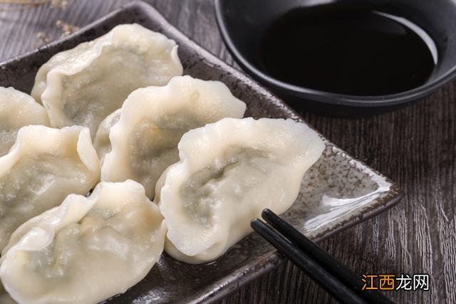 春节晚上吃什么馅饺子好,春节吃什么素馅饺子好,见解很到位