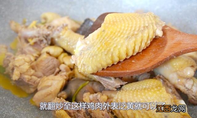 秋天鸡煲什么汤适合,秋天用什么煲鸡煲汤,写得更精彩