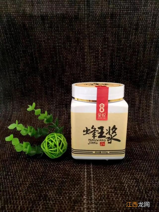 蜂王浆的作用与功效可与什么同吃,蜂王浆的8大奇效,会有很大的收获