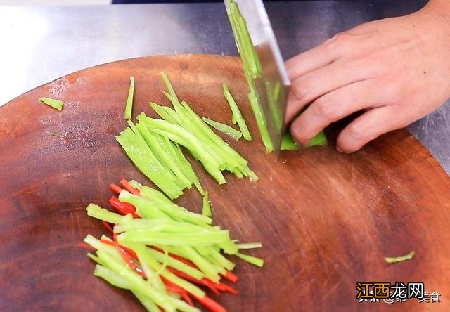 青椒土豆丝又叫什么名字,青椒土豆丝的高雅叫法,写的特别好的文章